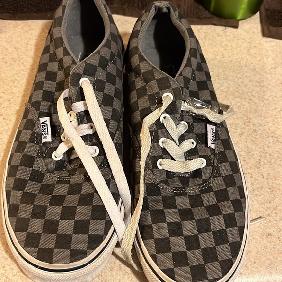 Gray and black vans size 5 youth - Picture 3 of 4
